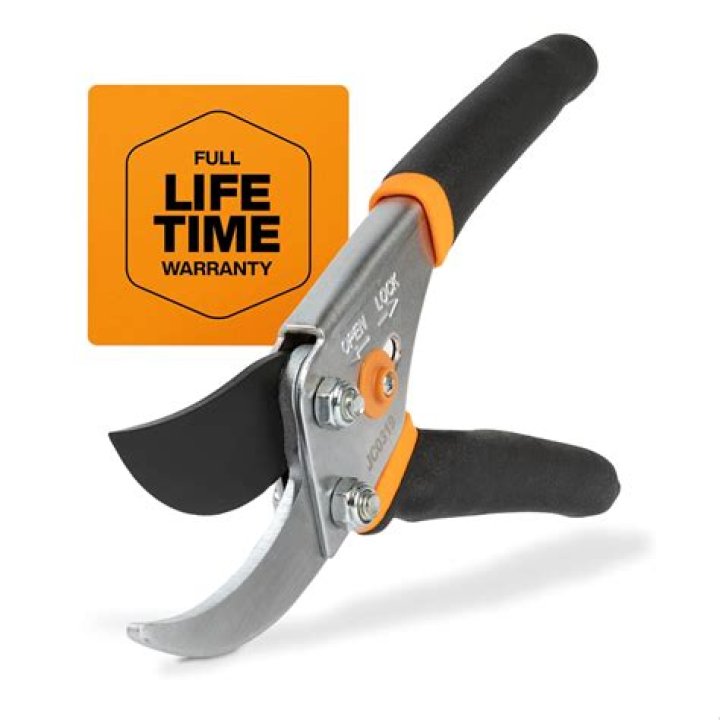 Are Fiskars tree pruners any good?
