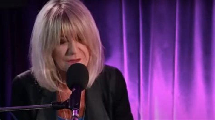 Did Christine McVie sing Songbird?