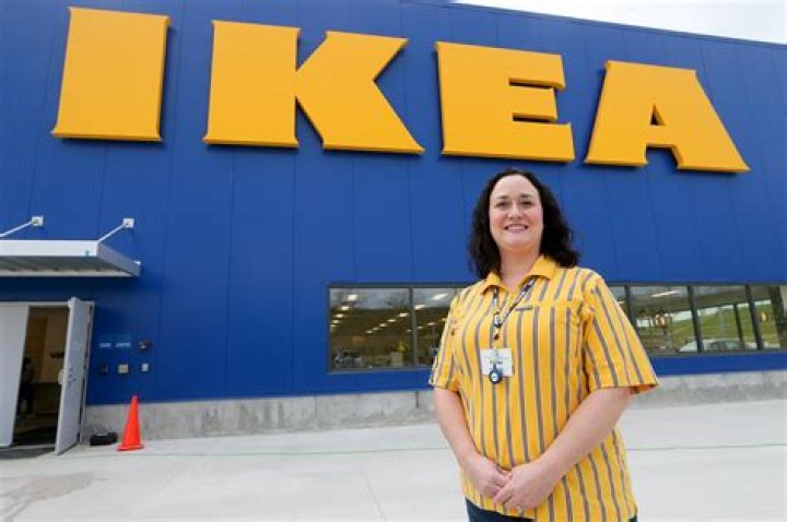 Do IKEA employees get paid well?