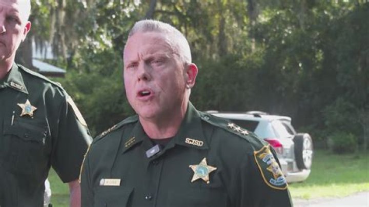 How much does St Johns County Sheriff make?