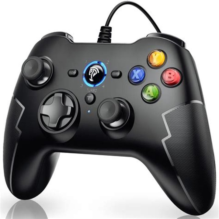 Is PC gaming better with controller?
