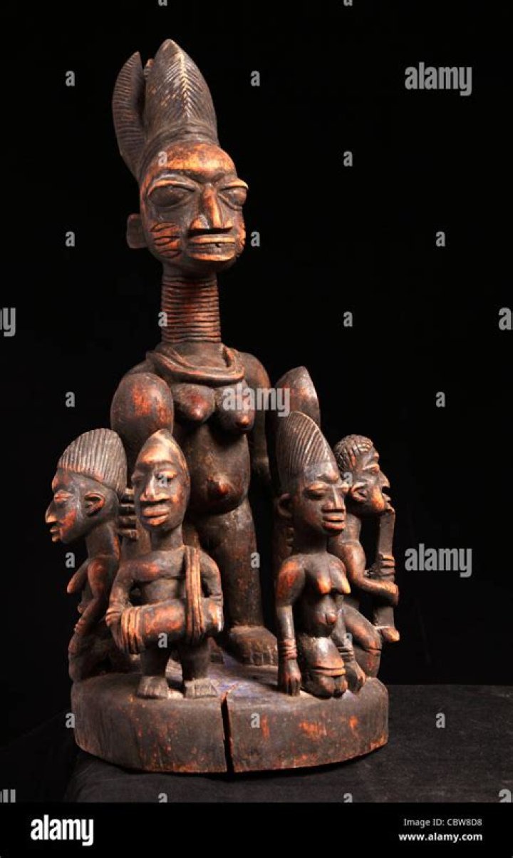 What are African sculptures made of?