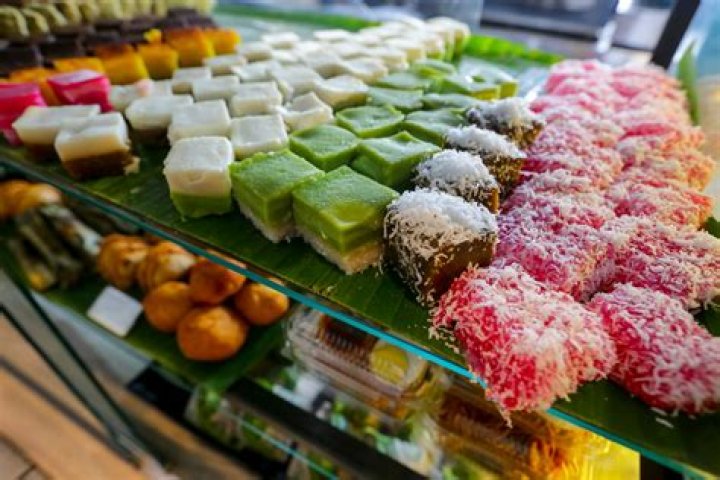 What is Nyonya kueh?