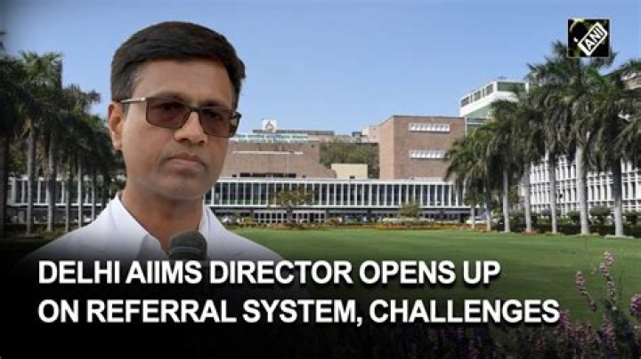 Who is the present director of aiims?