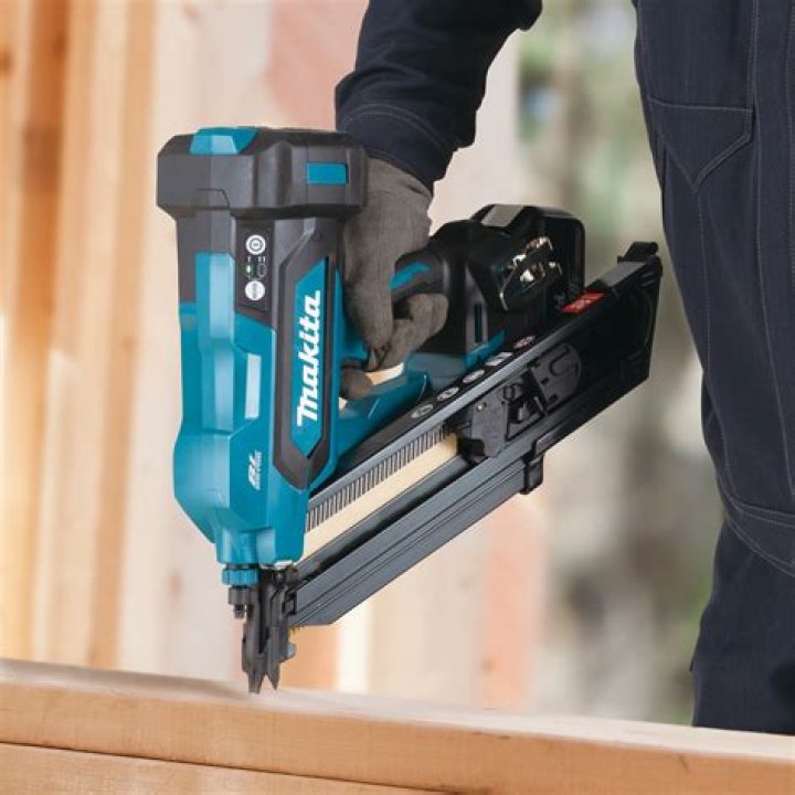 Will Paslode nails work in Makita?